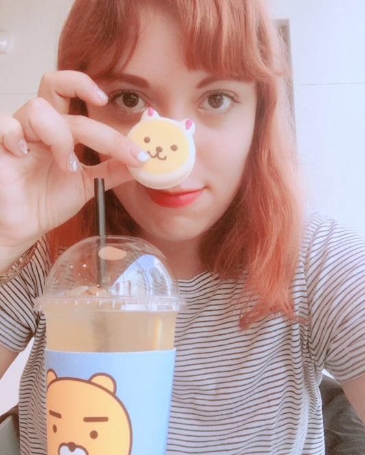 CONSTANZA JORQUERA: ENTRE LA INVESTIGACIÓN, CULTURA ASIÁTICA Y LOS CAFÉS LINDOS