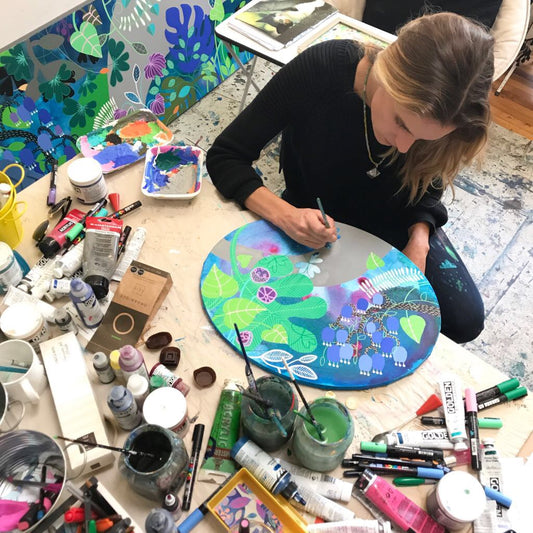 ENTREVISTA: OLIVIA ALLAMAND, ARTISTA