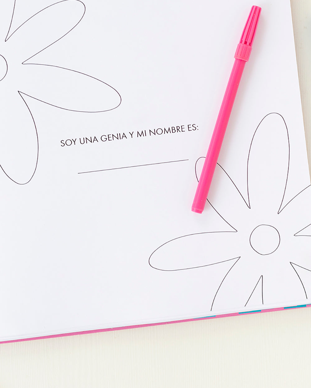 Libro para colorear "Todas Somos Genias"
