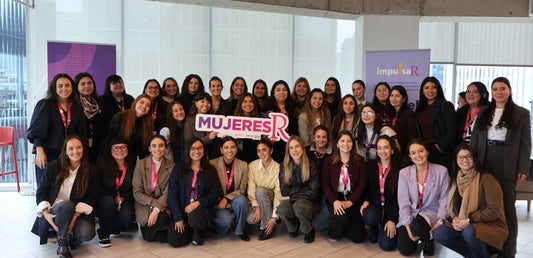 MujeresR: Genias y Ripley Chile impulsan el talento femenino en la organización