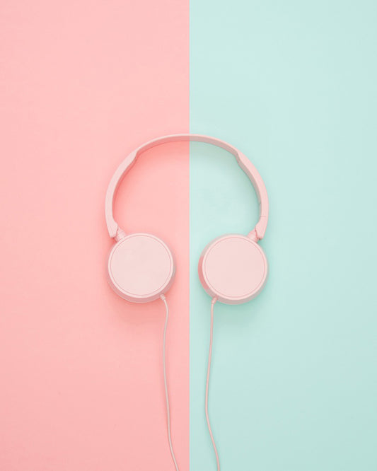 5 BUENAS RAZONES PARA ESCUCHAR PODCAST DURANTE LA CUARENTENA