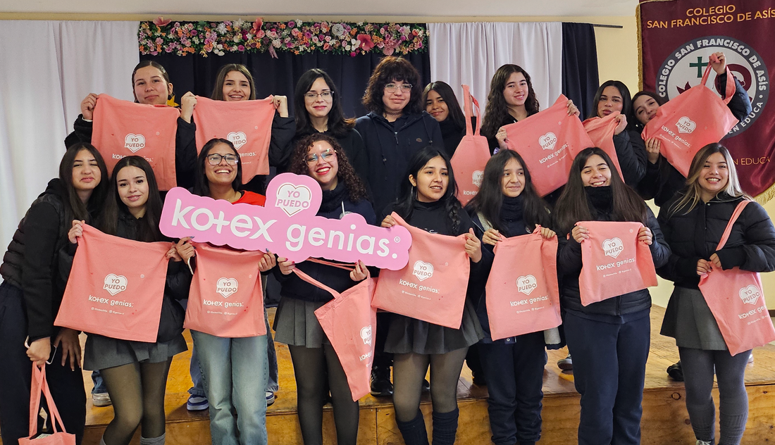 Genias y Kotex lanzan "Yo Puedo": una charla para inspirar a las jóvenes a descubrir su vocación